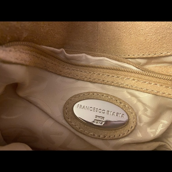 Francesco Biasia Patent Leather Handbag with duster and tags (not attached) - Picture 9 of 16